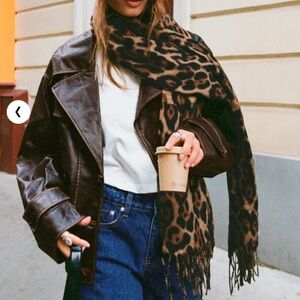 Pia Rossini Toni Scarf in Leopard NEW